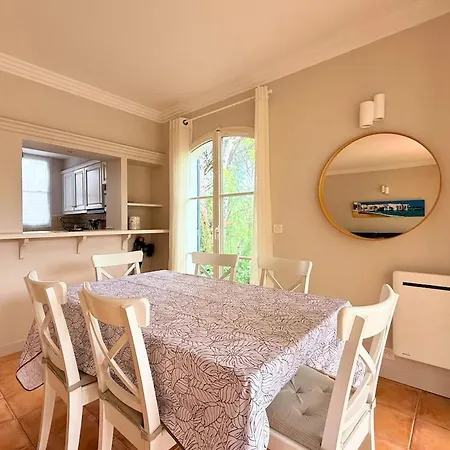 With Private Garden, Domaine Les Restanques Grimaud
